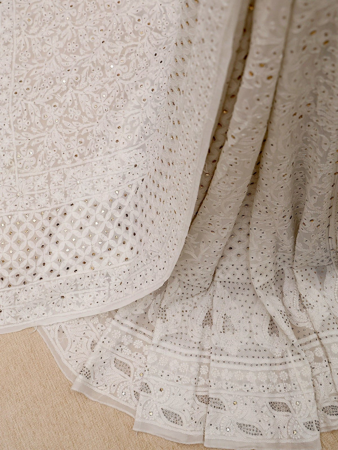 Chikankari vs Zardozi: What's the Difference?